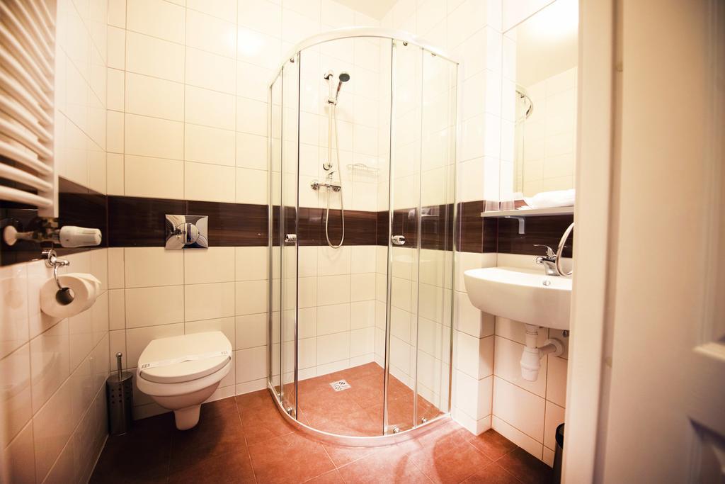Makara Hotel Katowice Quarto foto