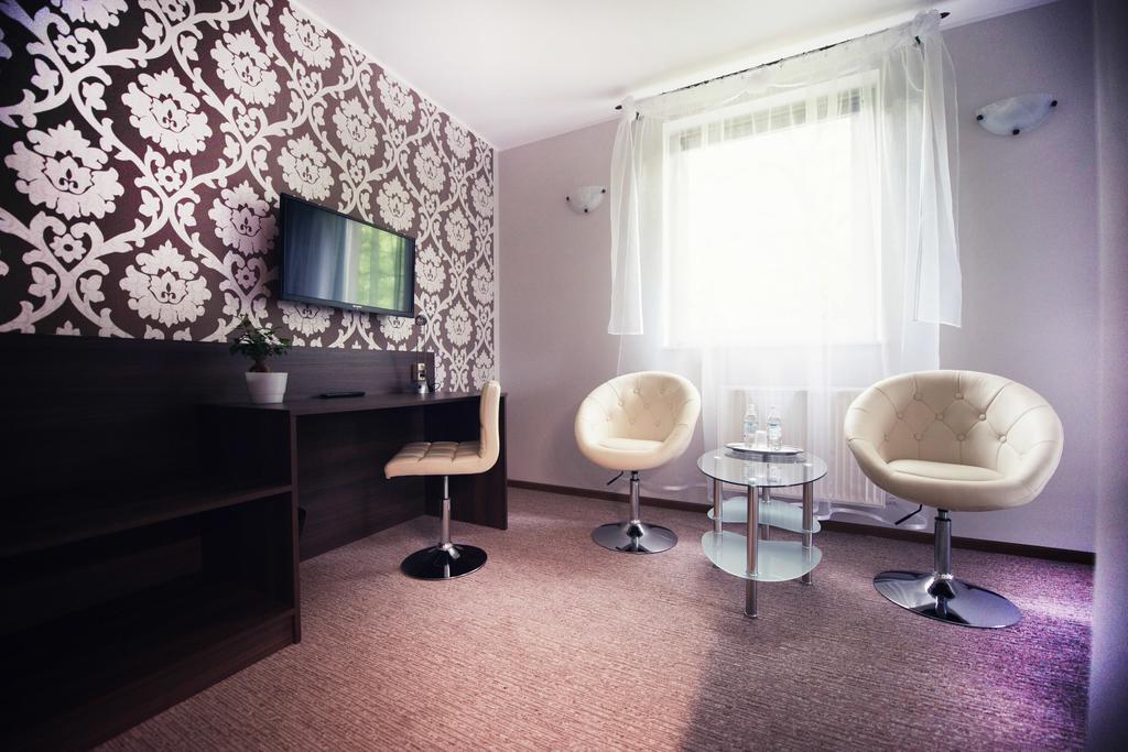 Makara Hotel Katowice Quarto foto